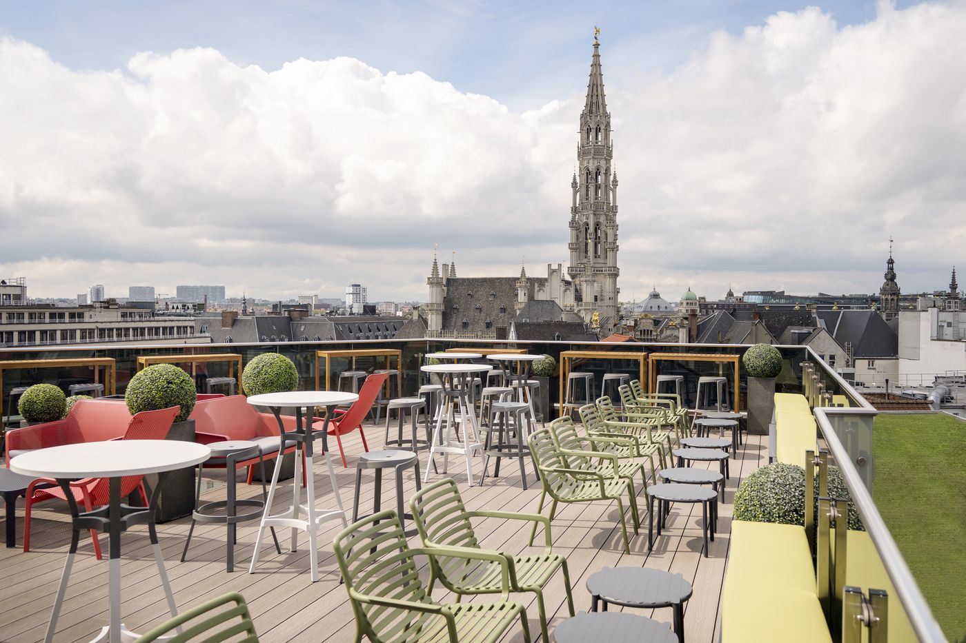 Warwick-Brussels-Terrace-42