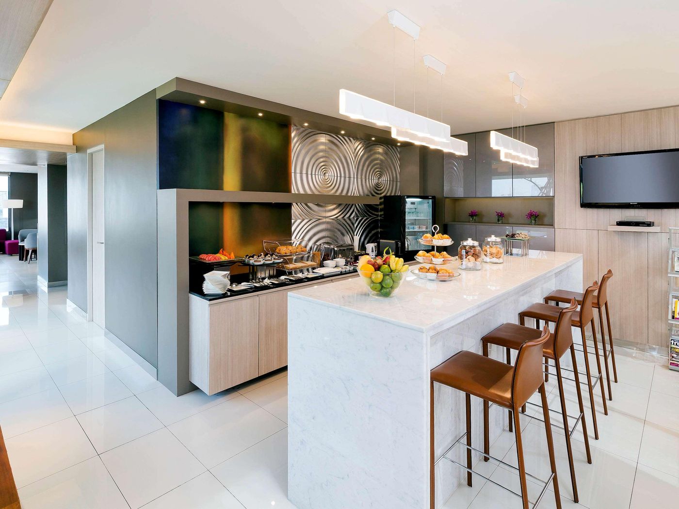 Mercure-Bangkok-Siam-Bar-12