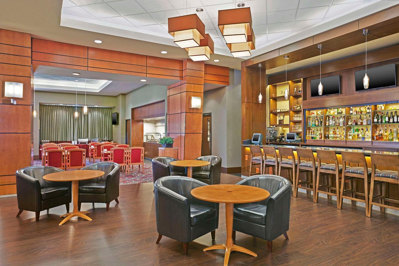 Grand-Park-Hotel-Vancouver-Airport-Bar-6