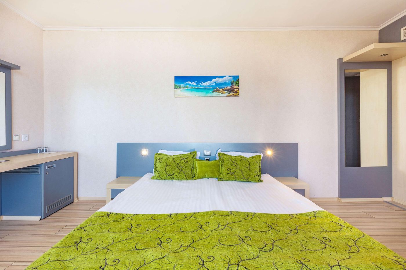 Hotel-Marina-Palace-Affiliated-by-Melia---Adults-Recommended-Room-29