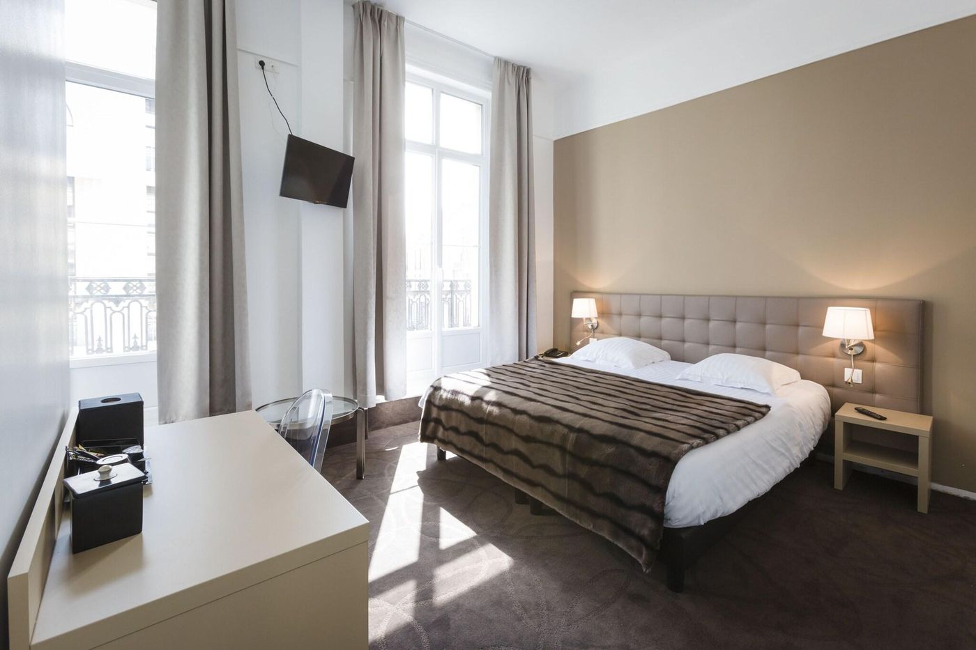 Hôtel Le Saint Louis-France-AMIENS-General view-4