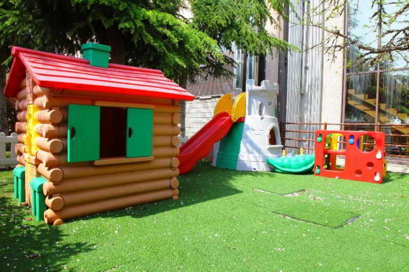 Hotel-Antony-Sports-and-Entertainment-38