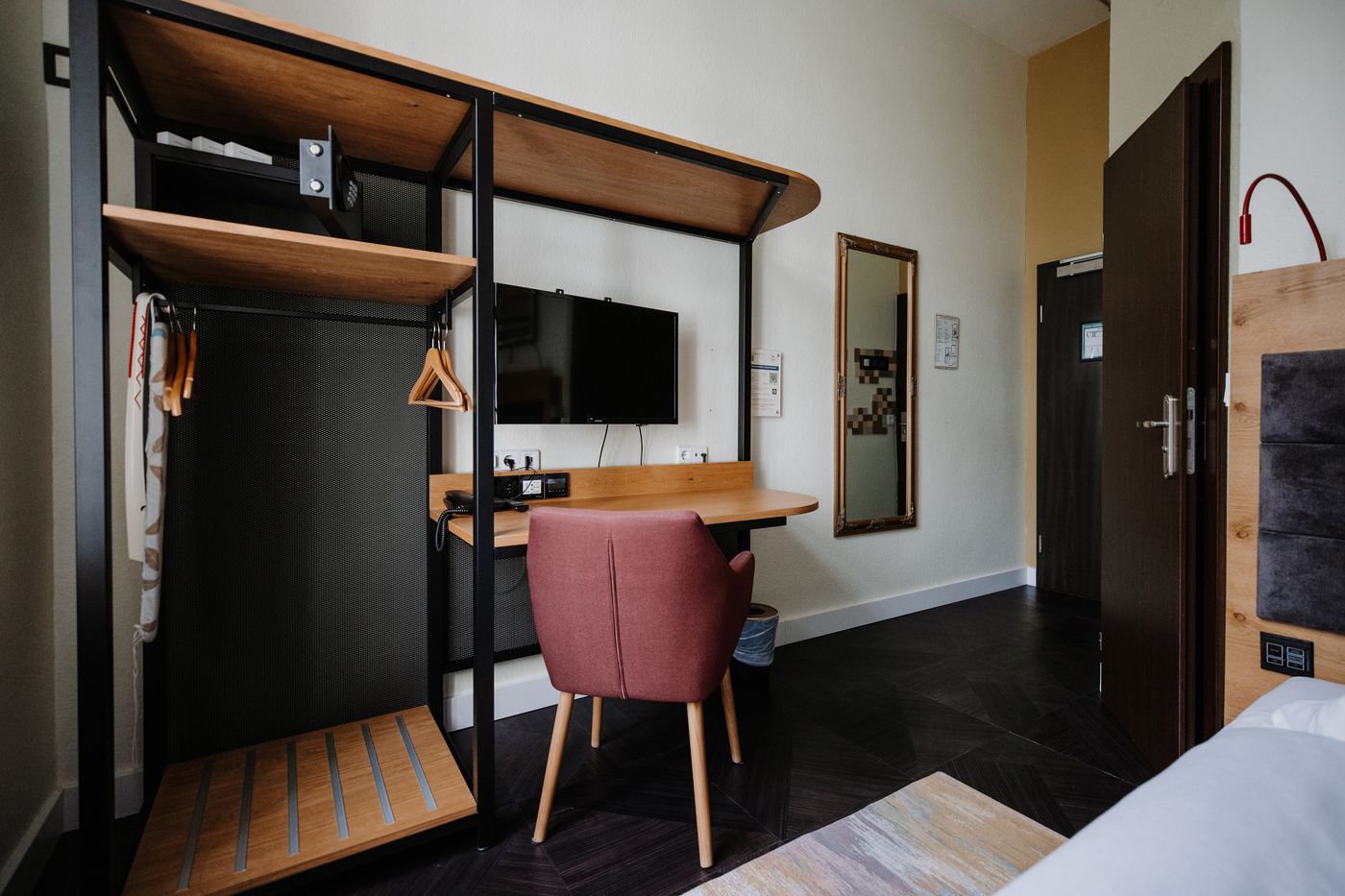 AMC-Hotel---Schoneberg-Room-6