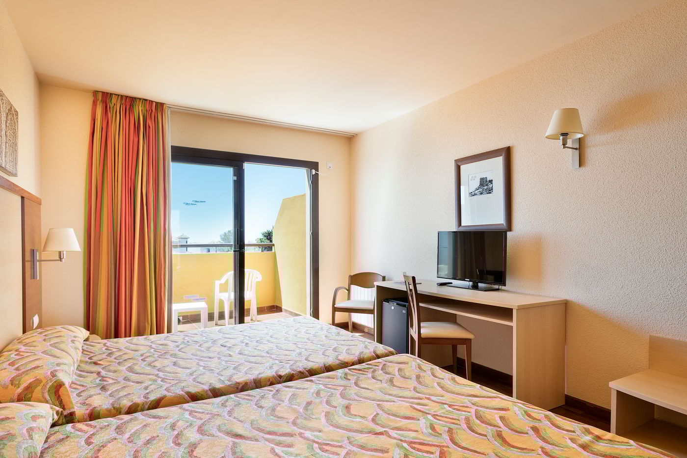 Best-Alcazar-Room-24