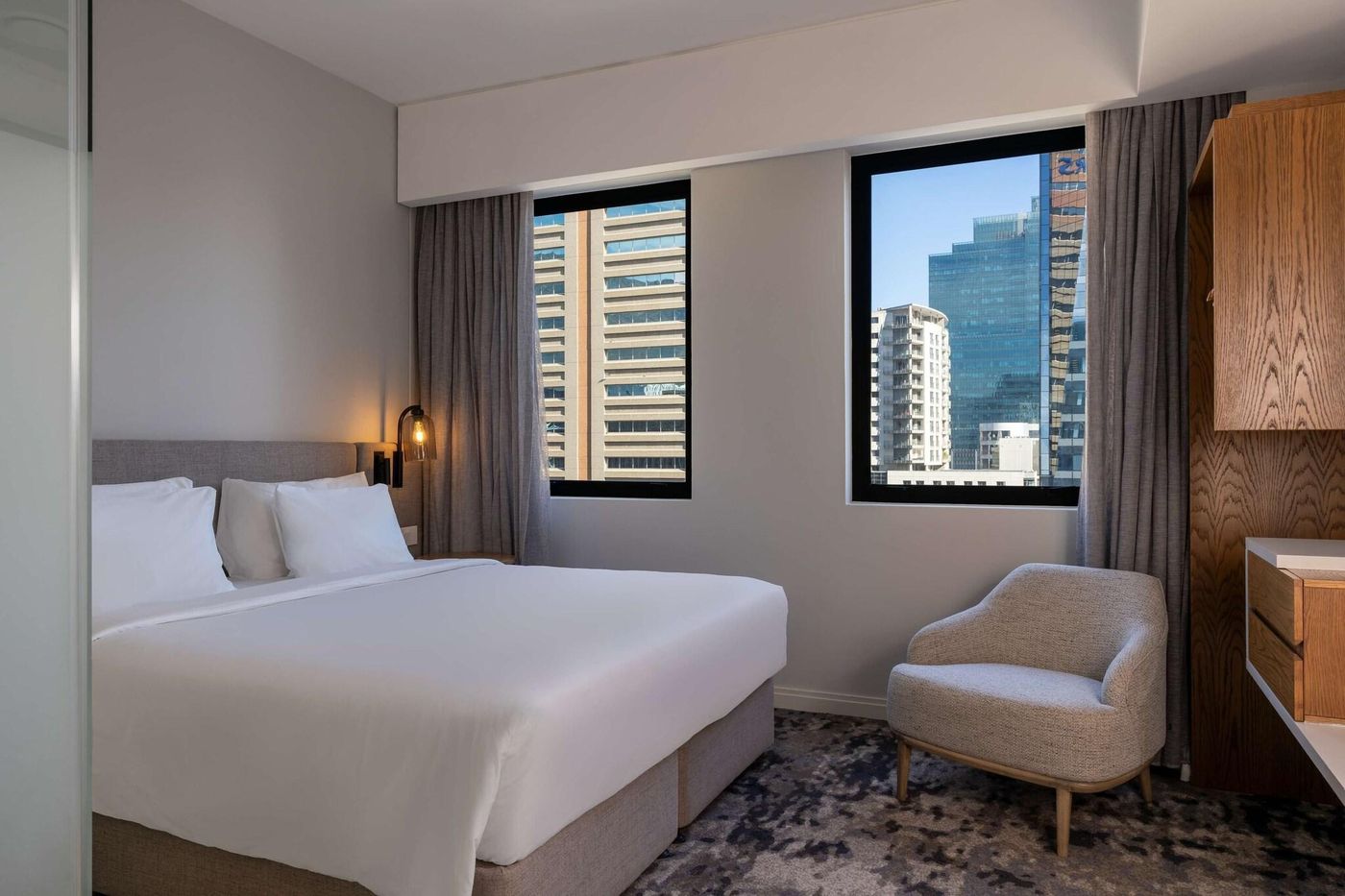 Park-Inn-by-Radisson-Cape-Town-Foreshore-Room-45