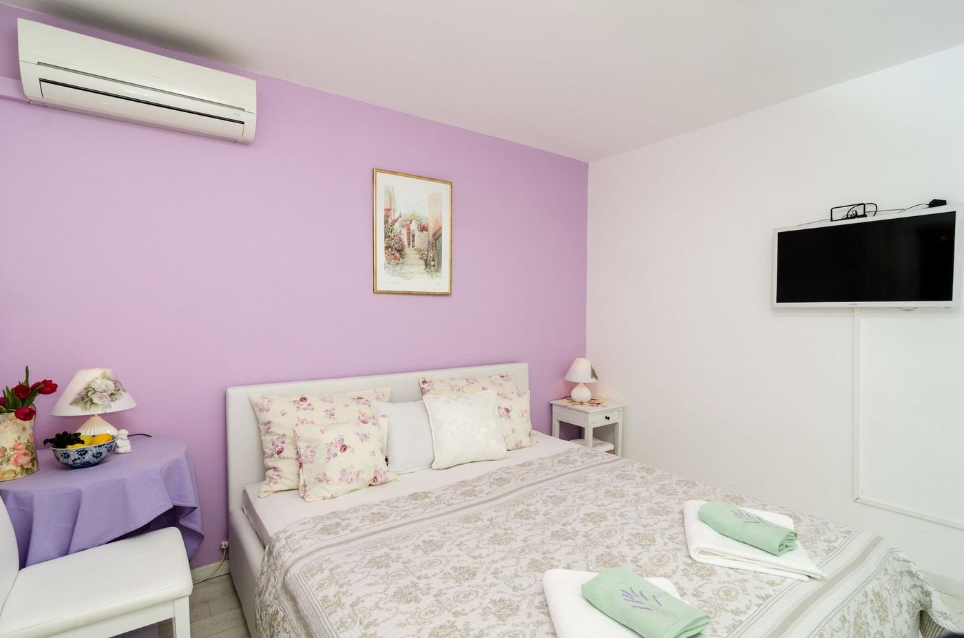 Guest-House-Cuk-Room-12