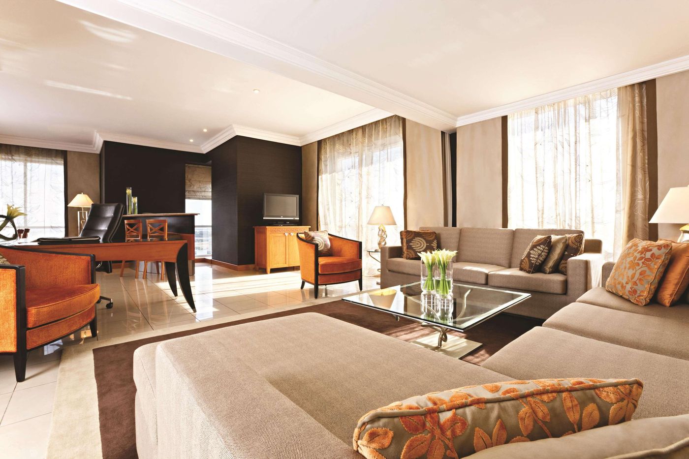 Fairmont-Dubai-Room-19