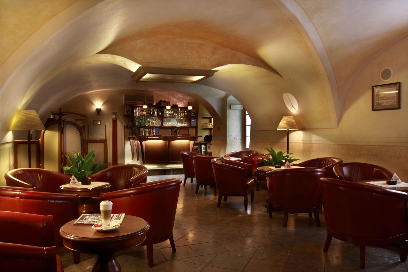 Hotel-Elite-Prague-Bar-13