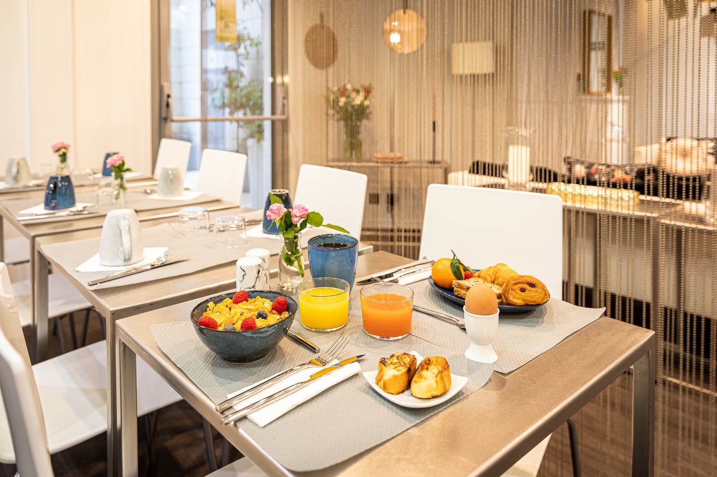 Hotel-Glasgow-Monceau-by-Patrick-Hayat-Restaurant-17