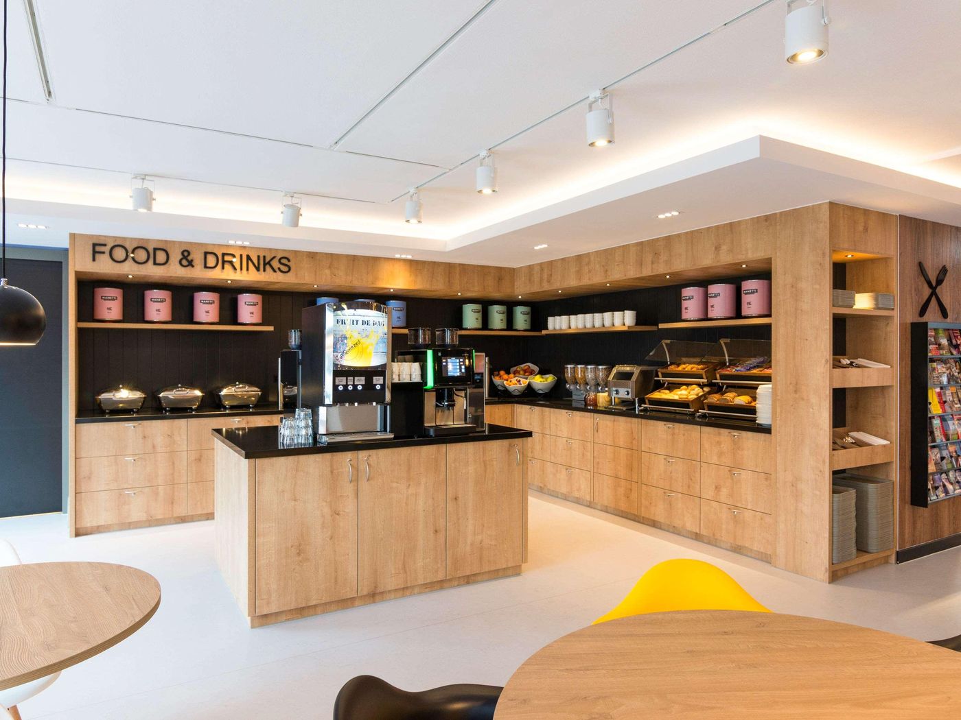 ibis-Styles-Haarlem-City-Restaurant-17