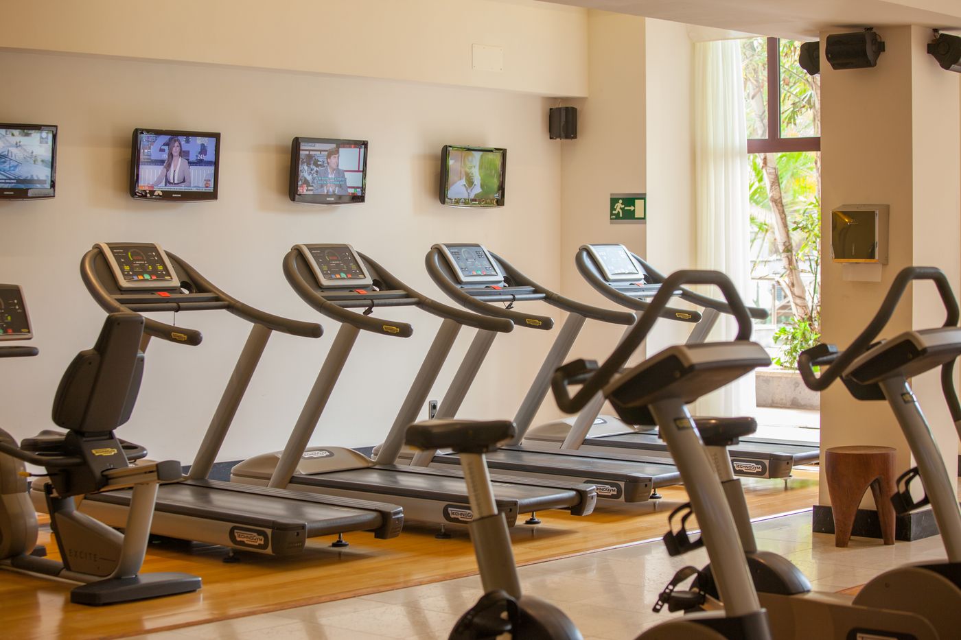 Lopesan-Costa-Meloneras-Resort---Spa-Sports-and-Entertainment-56