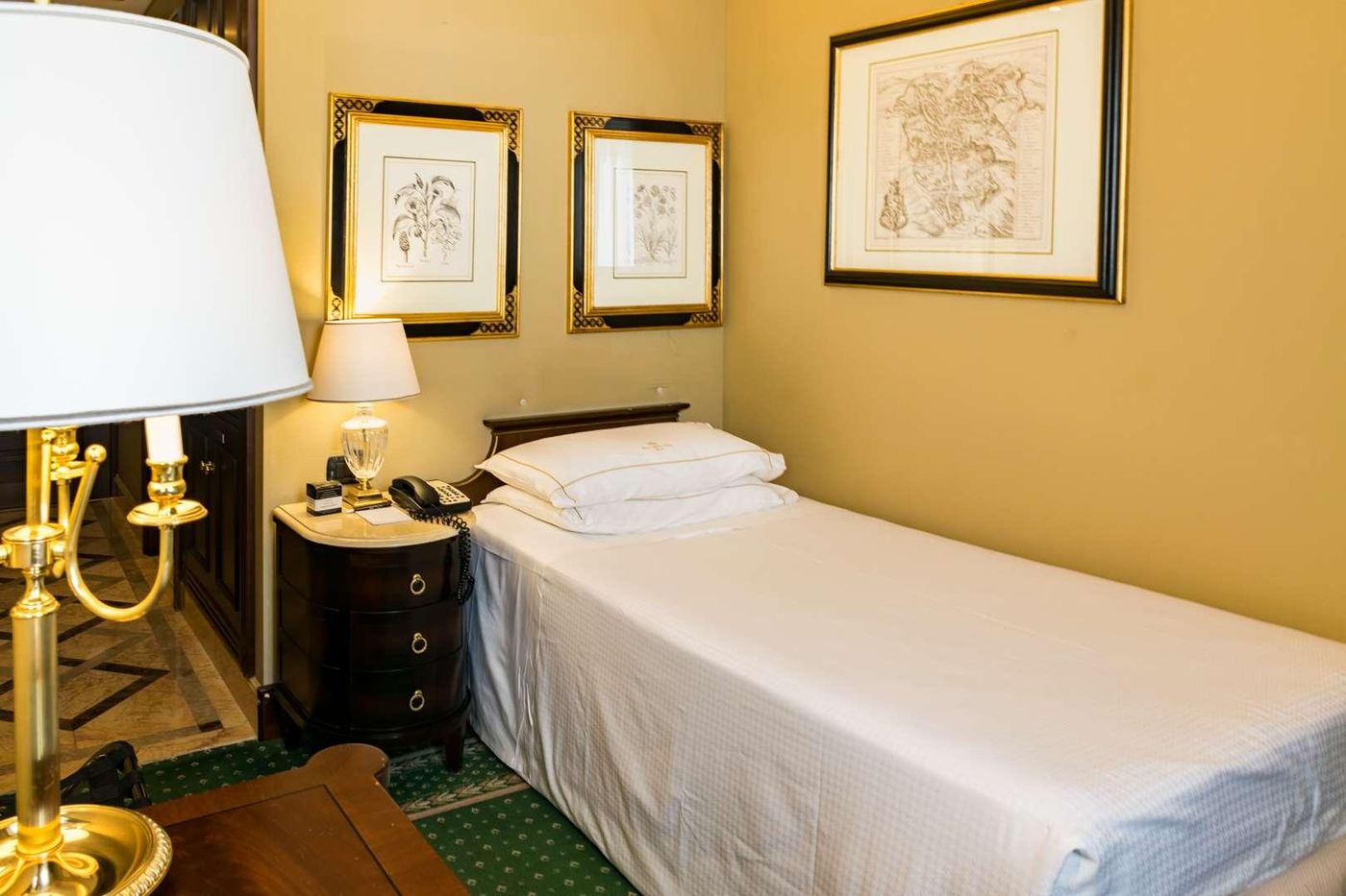 River-Chateau-Room-39