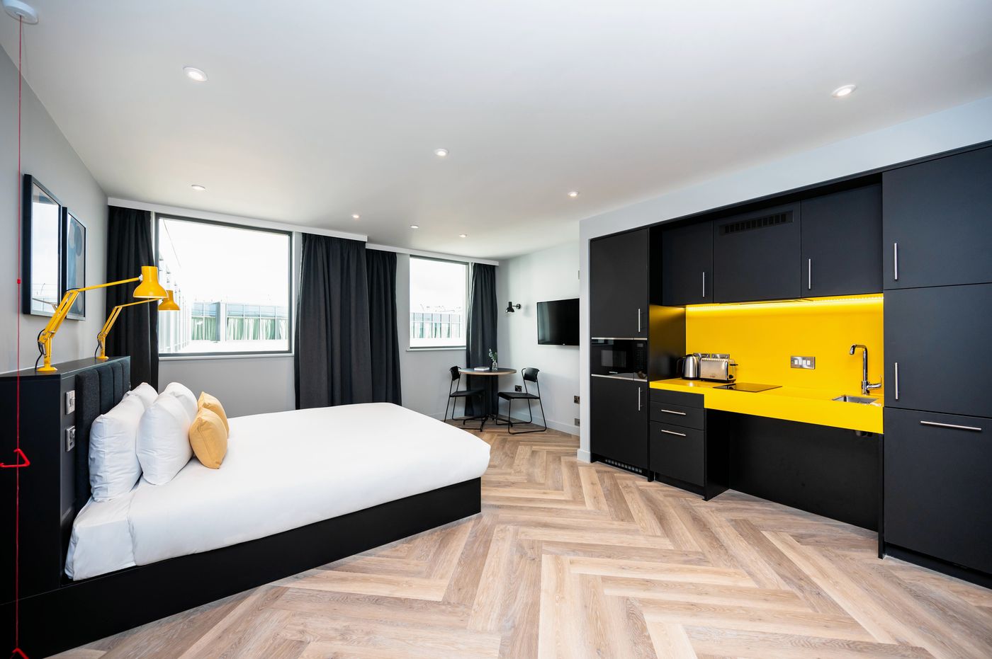 Staycity-Aparthotels-Tivoli-Room-25