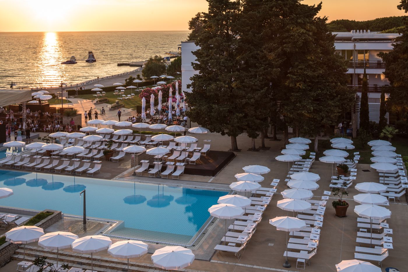 Falkenstener-Funmation-Bork-General-view-9