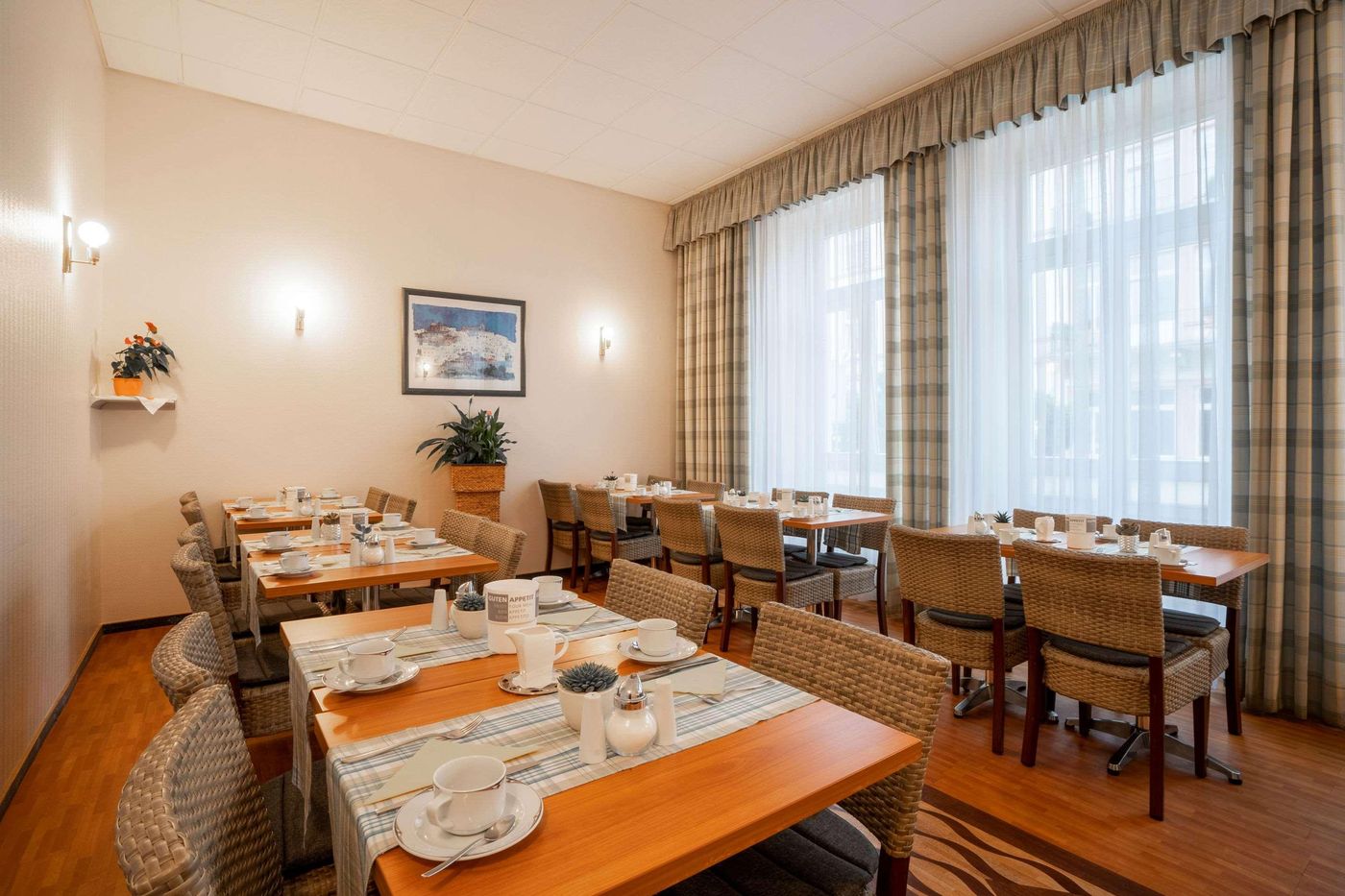 Comfort Hotel Bad Homburg - Germany - BAD HOMBURG VOR DER HOHE - Restaurant - 7