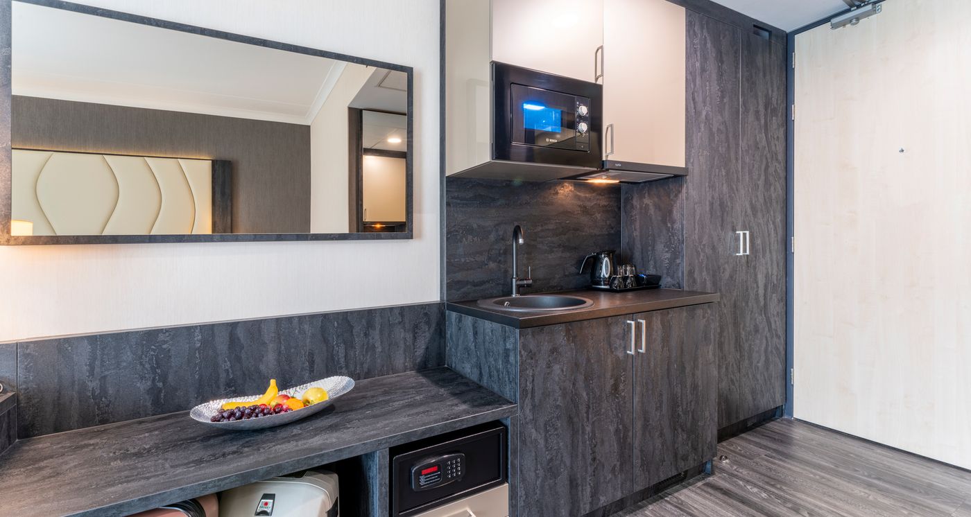 PLAZA Premium Grand Winston-Netherlands-Rijswijk-Room-9