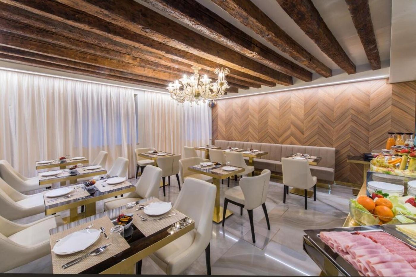 Casa-Nicolo-Priuli-Restaurant-48