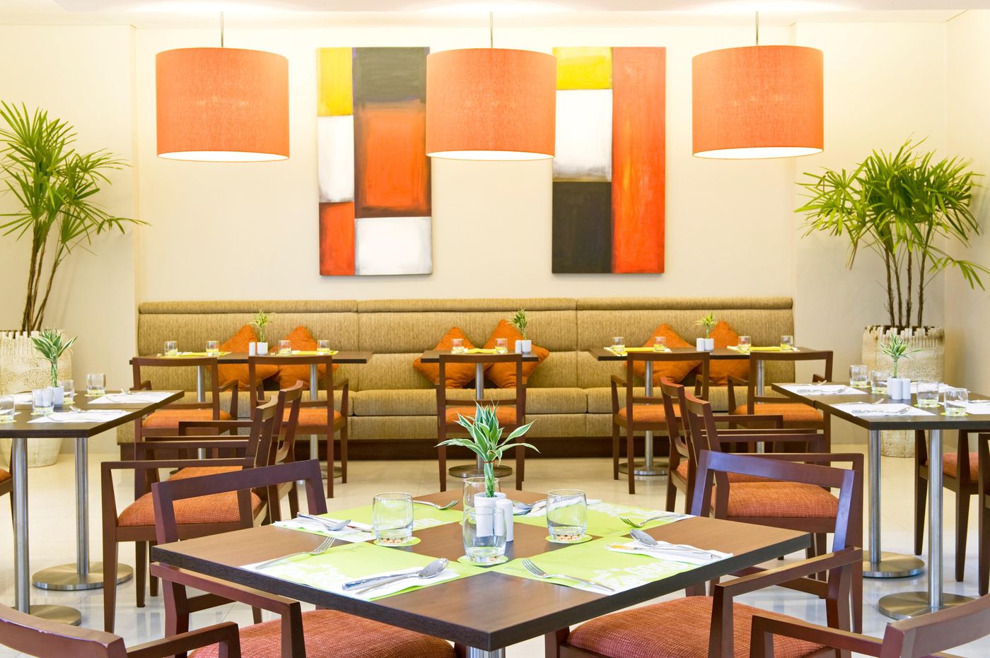 ibis-Phuket-Patong-Restaurant-25