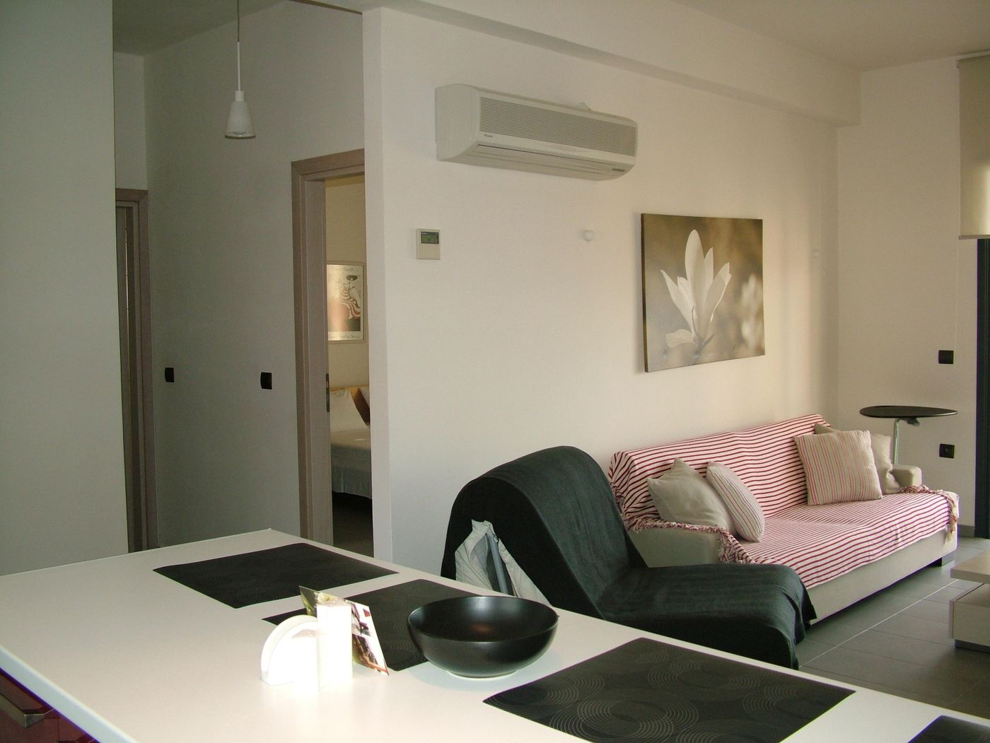 Sugar---Almond--Room-8