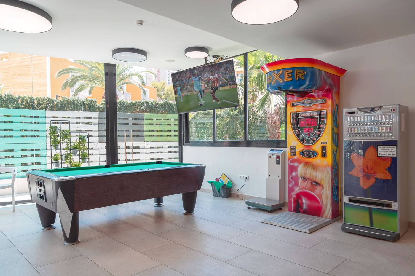 Primavera-Loix-Bar-17