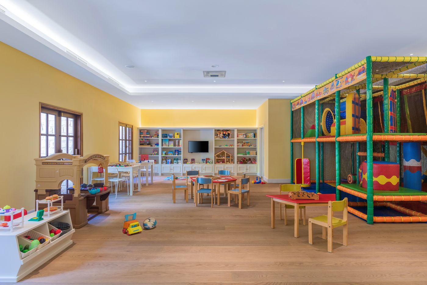 Elysium-Beach-Resort-Sports-and-Entertainment-39