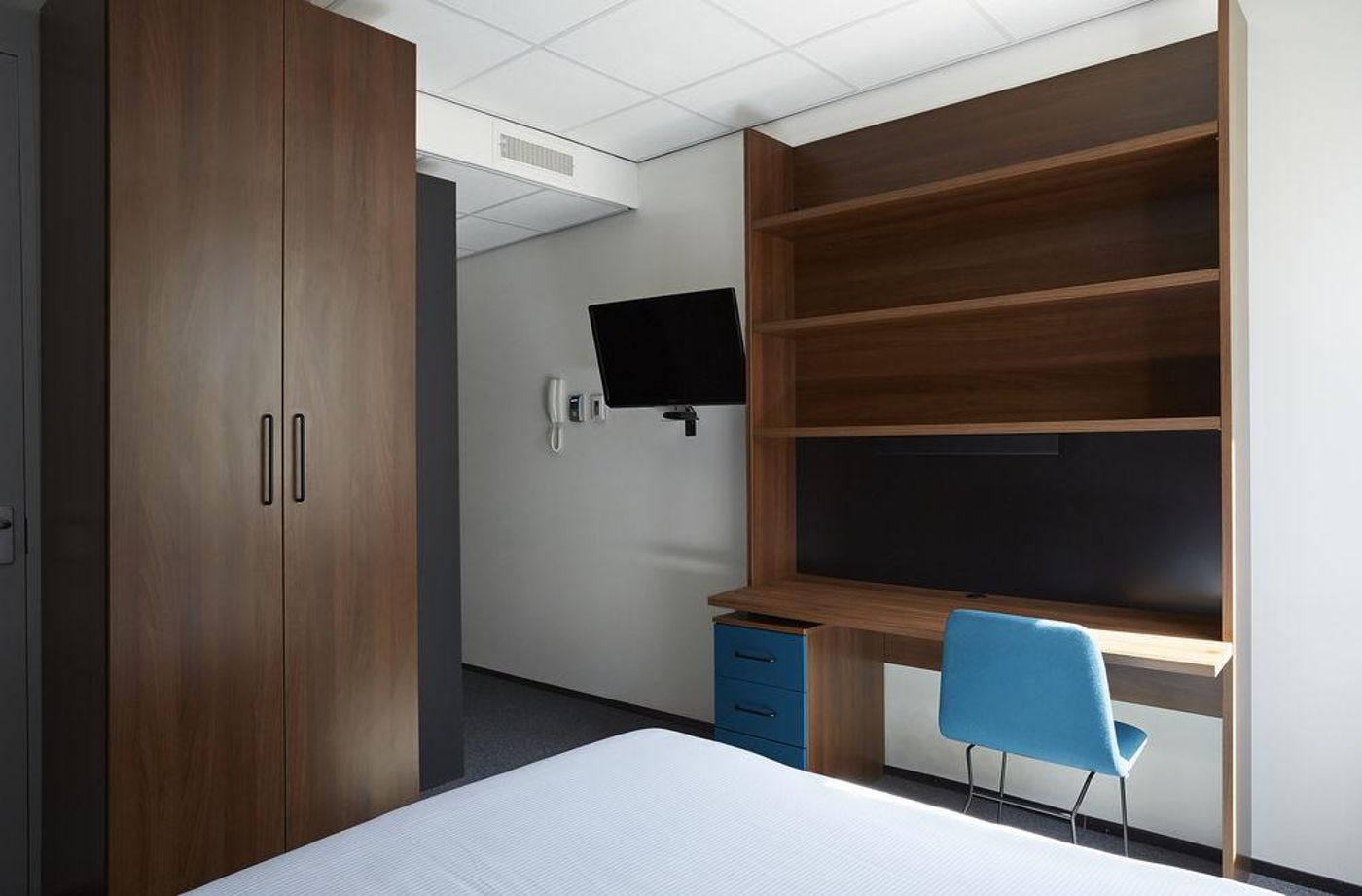 THE SOCIAL HUB  Rotterdam-Netherlands-ROTTERDAM-General view-5