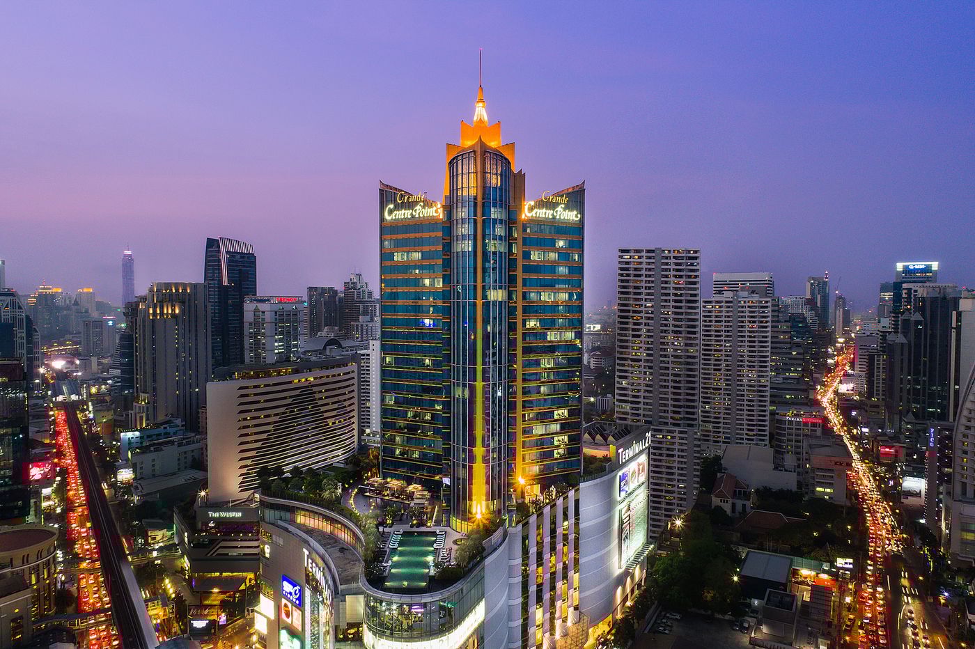 Grande-Centre-Point-Hotel-Terminal-21-General-view-43