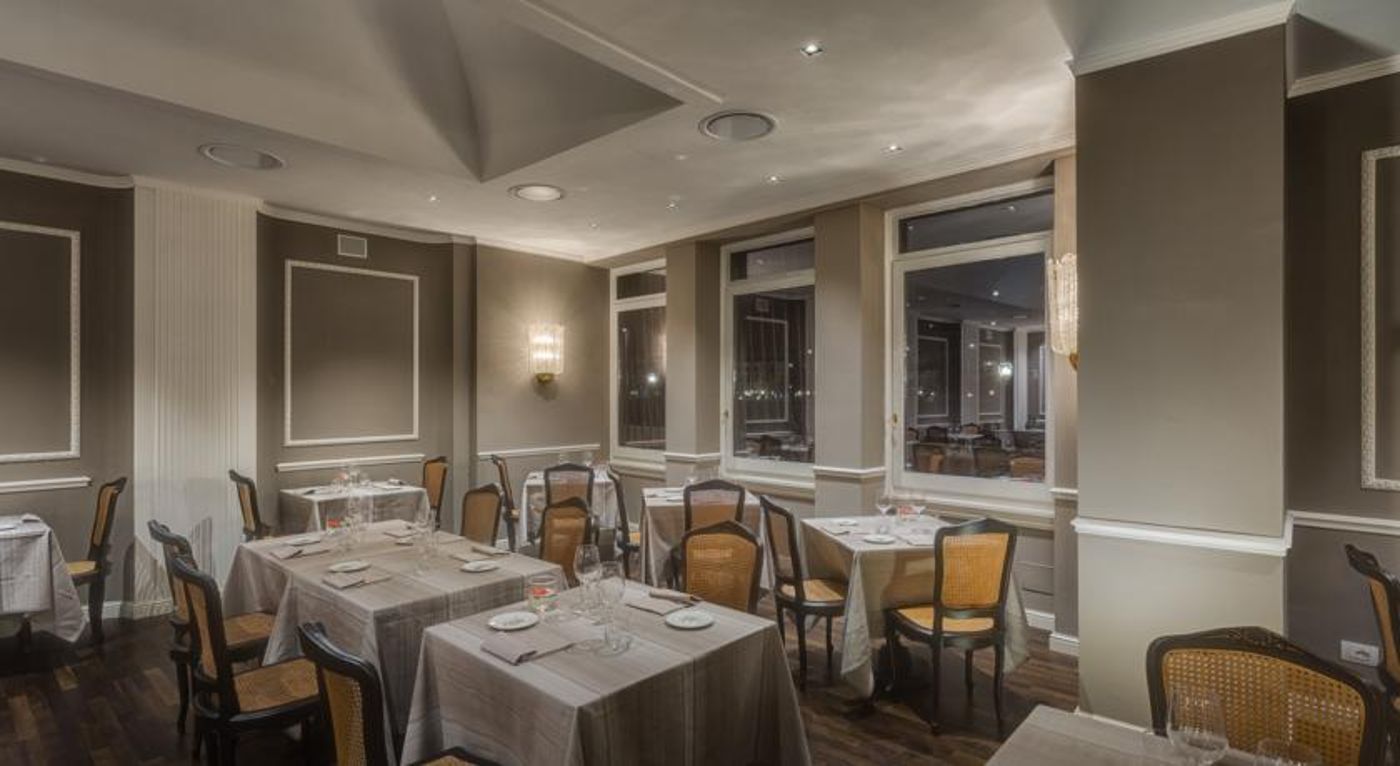 Plaza Hotel Lucchesi