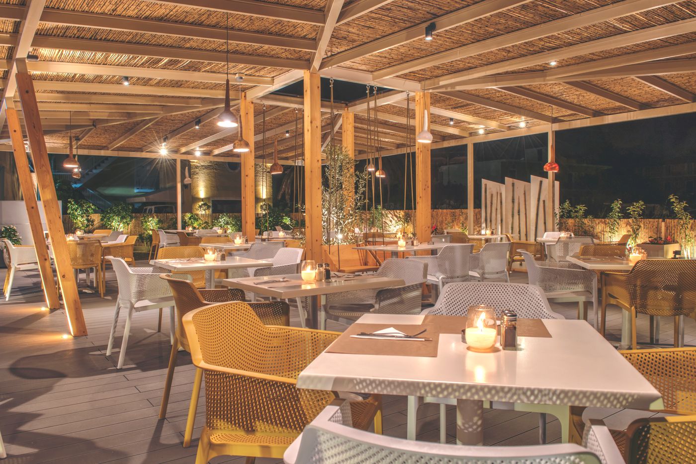 Iliada-Beach-Restaurant-24