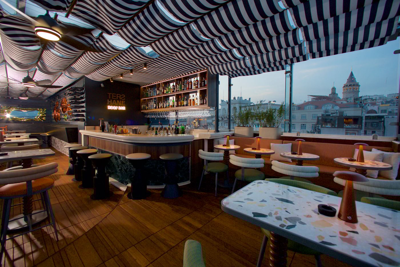 Momento-Hotel-Golden-Horn-General-view-12