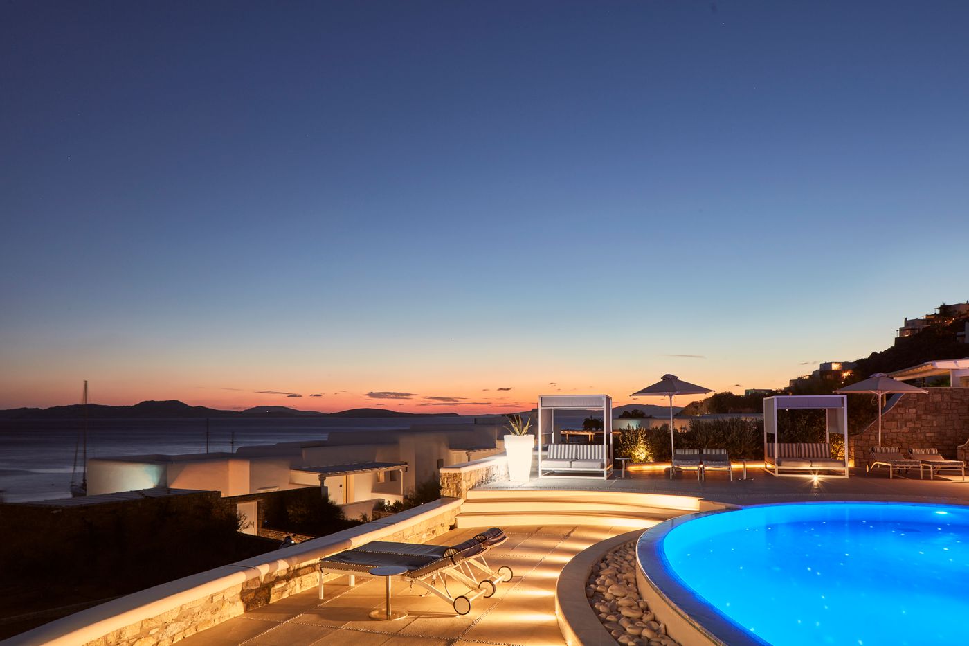 De-light-Boutique-Hotel-Pool-9