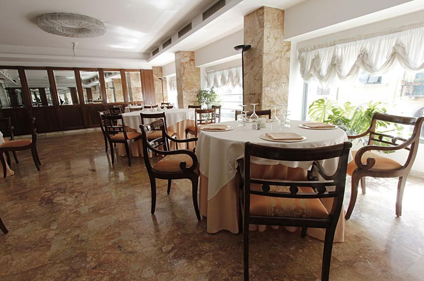 Grand-Hotel-Duomo-Restaurant-37