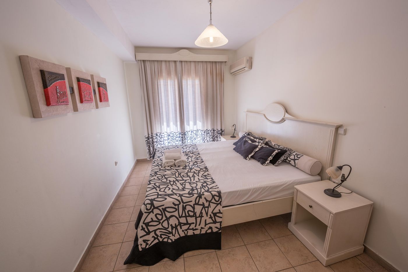 Sotiris Studios and Apartments