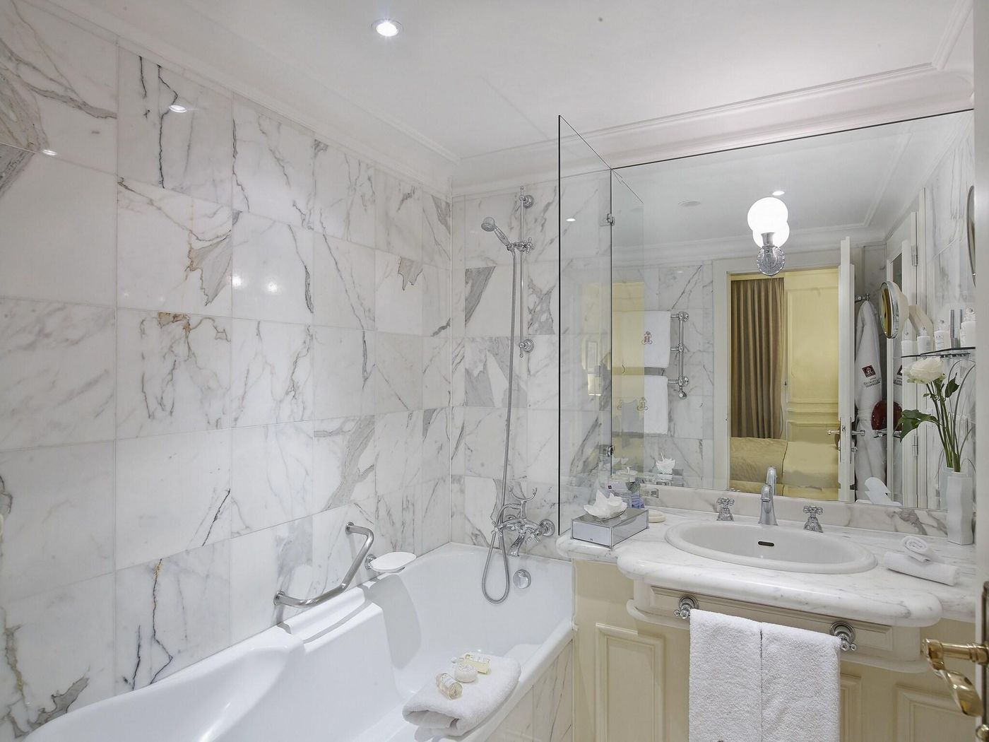 Villa-Belrose-Room-44