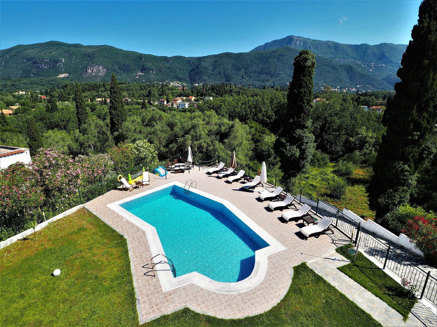 Ziogas Luxury Apartments