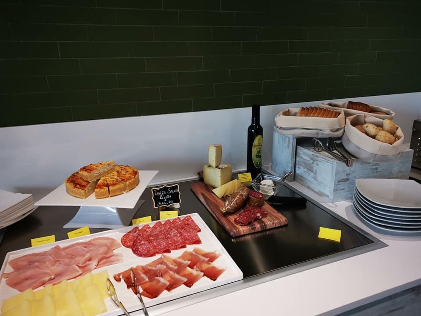 Youmami--Lifestyle-Suite-Hotel-Restaurant-11