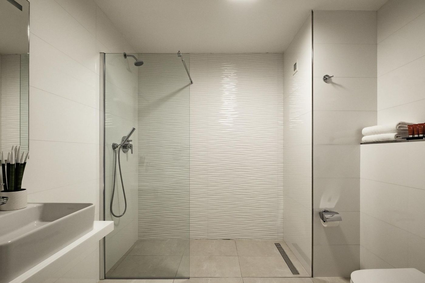 Mayflower-Hotel-Room-27