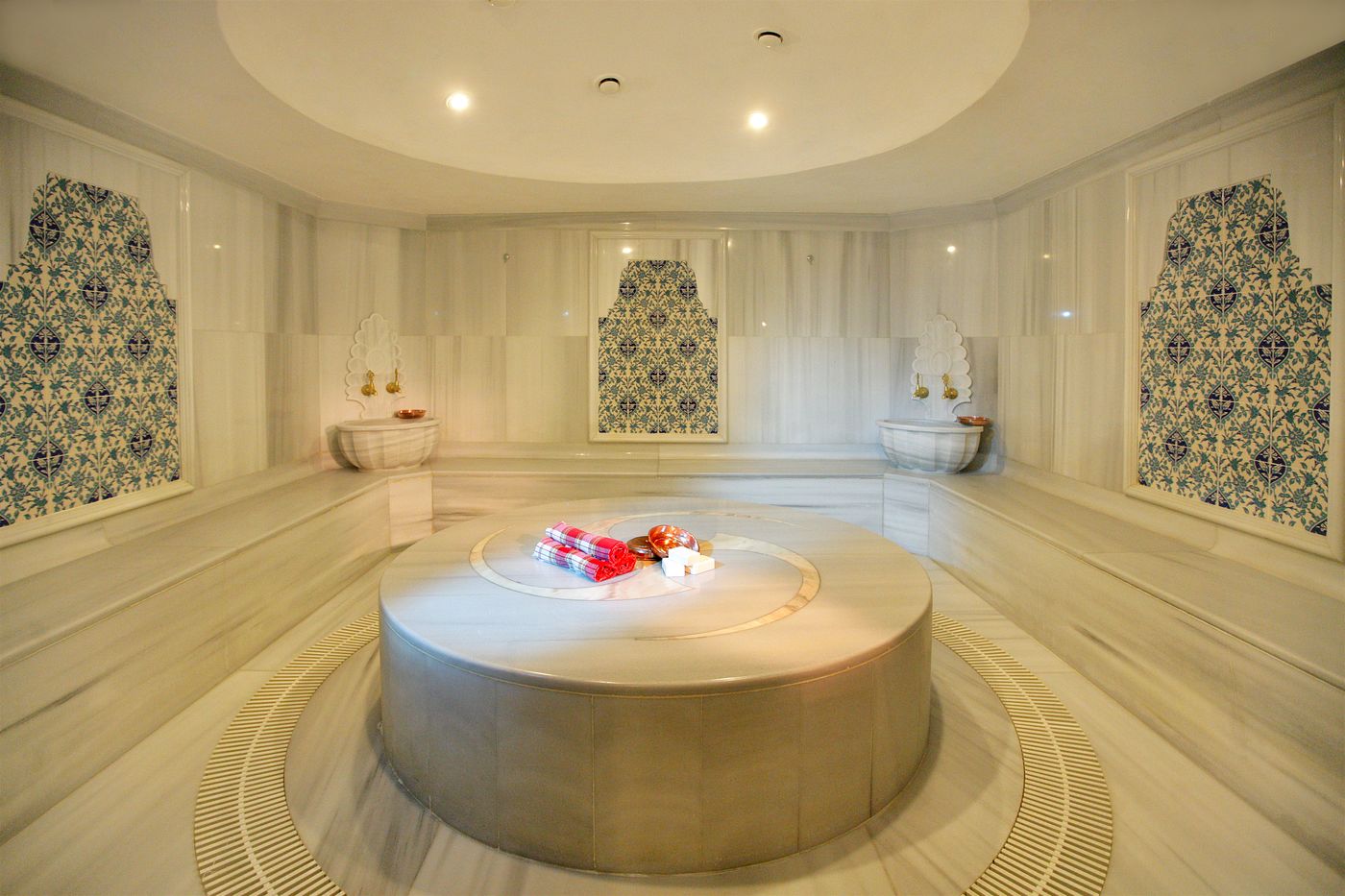 Holiday-Inn-Istanbul-Old-City-Sports-and-Entertainment-44