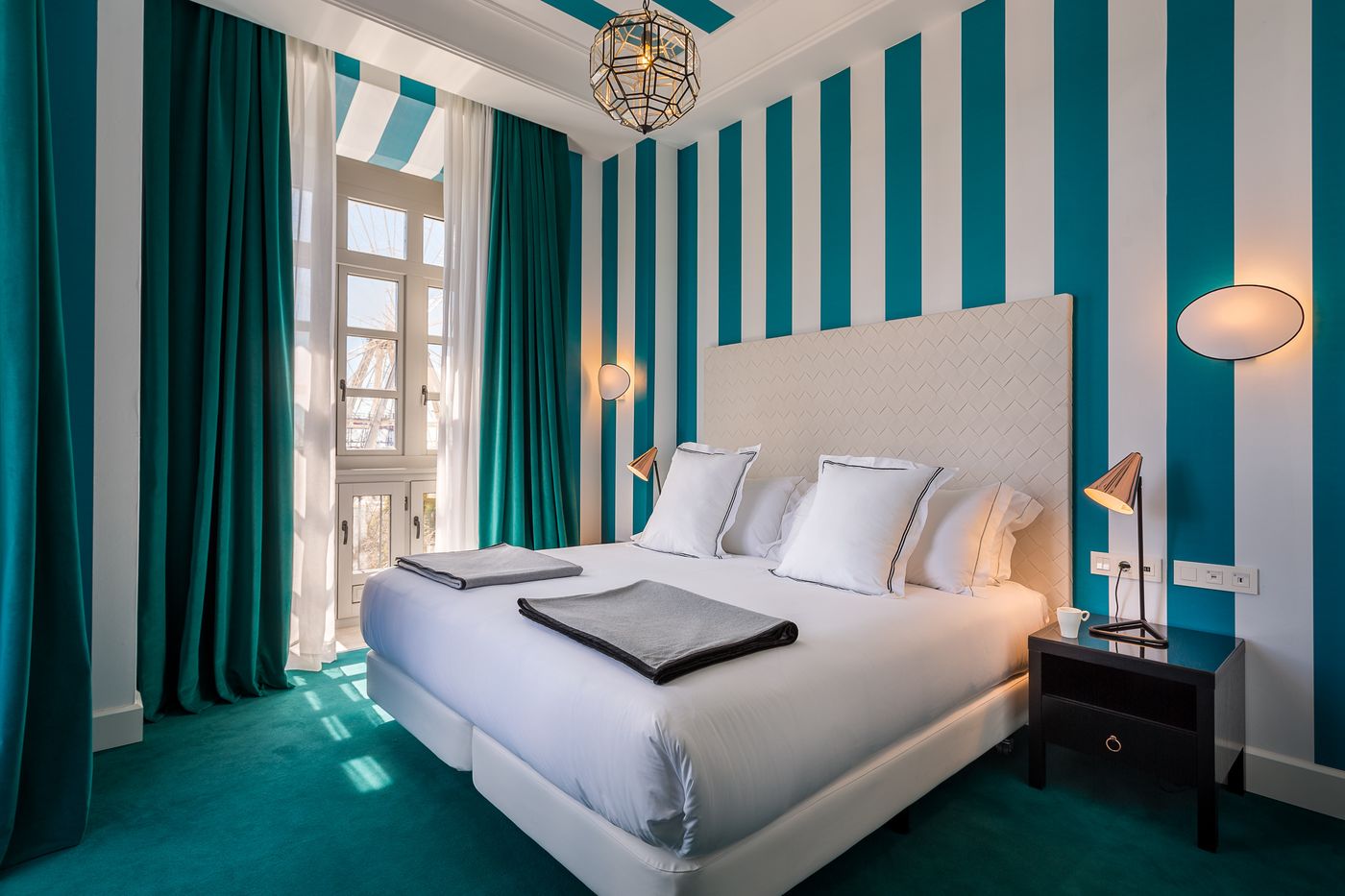 Room-Mate-Valeria-Room-13