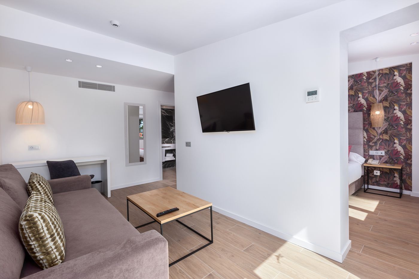 Kumara-Serenoa-by-Lopesan-Hotels-Room-36