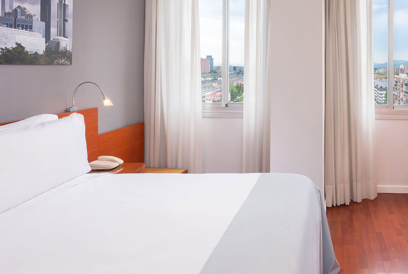 TRYP-Madrid-Chamartin-Hotel-Room-22