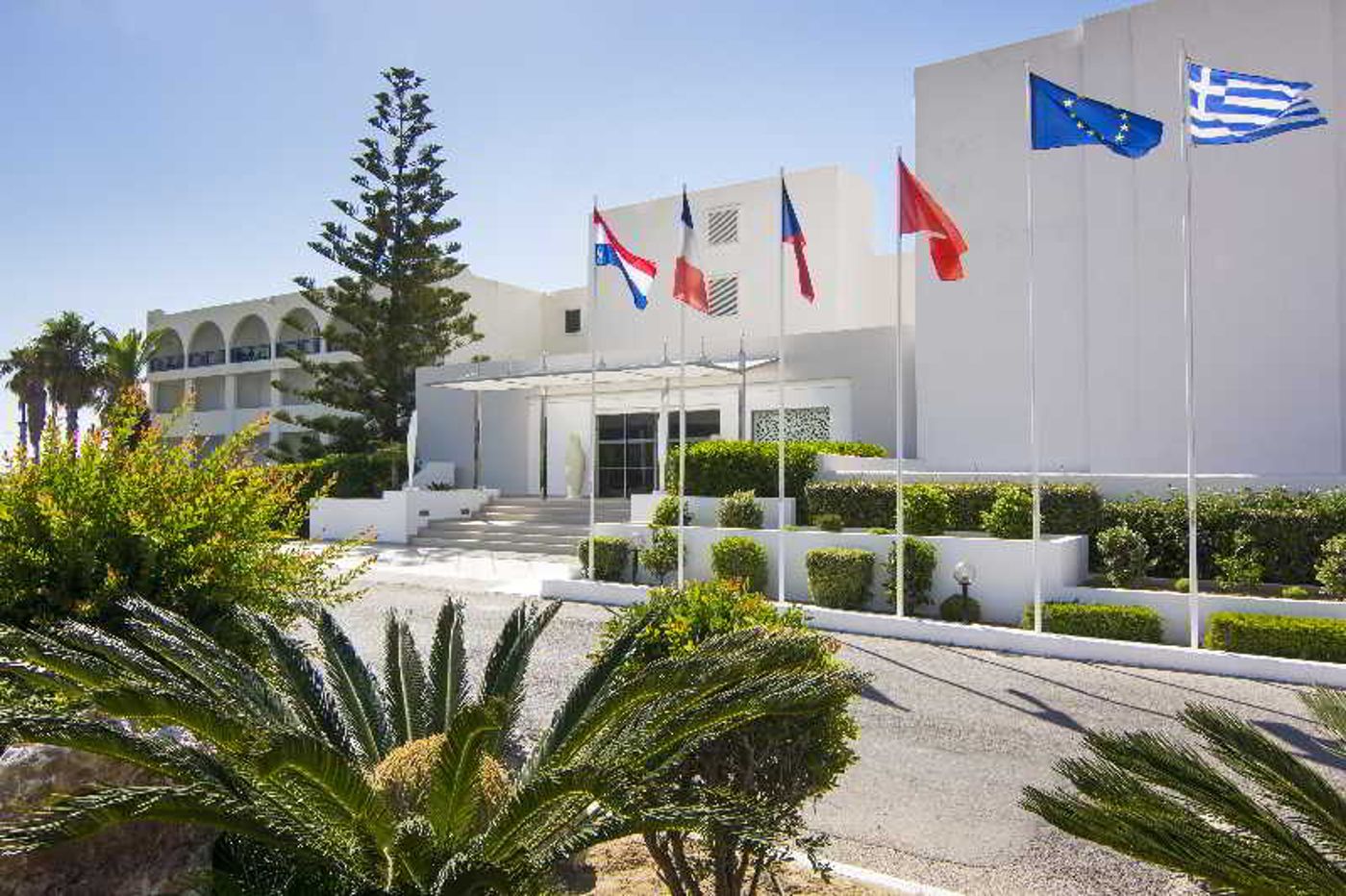 Aeolos-Beach-General-view-14