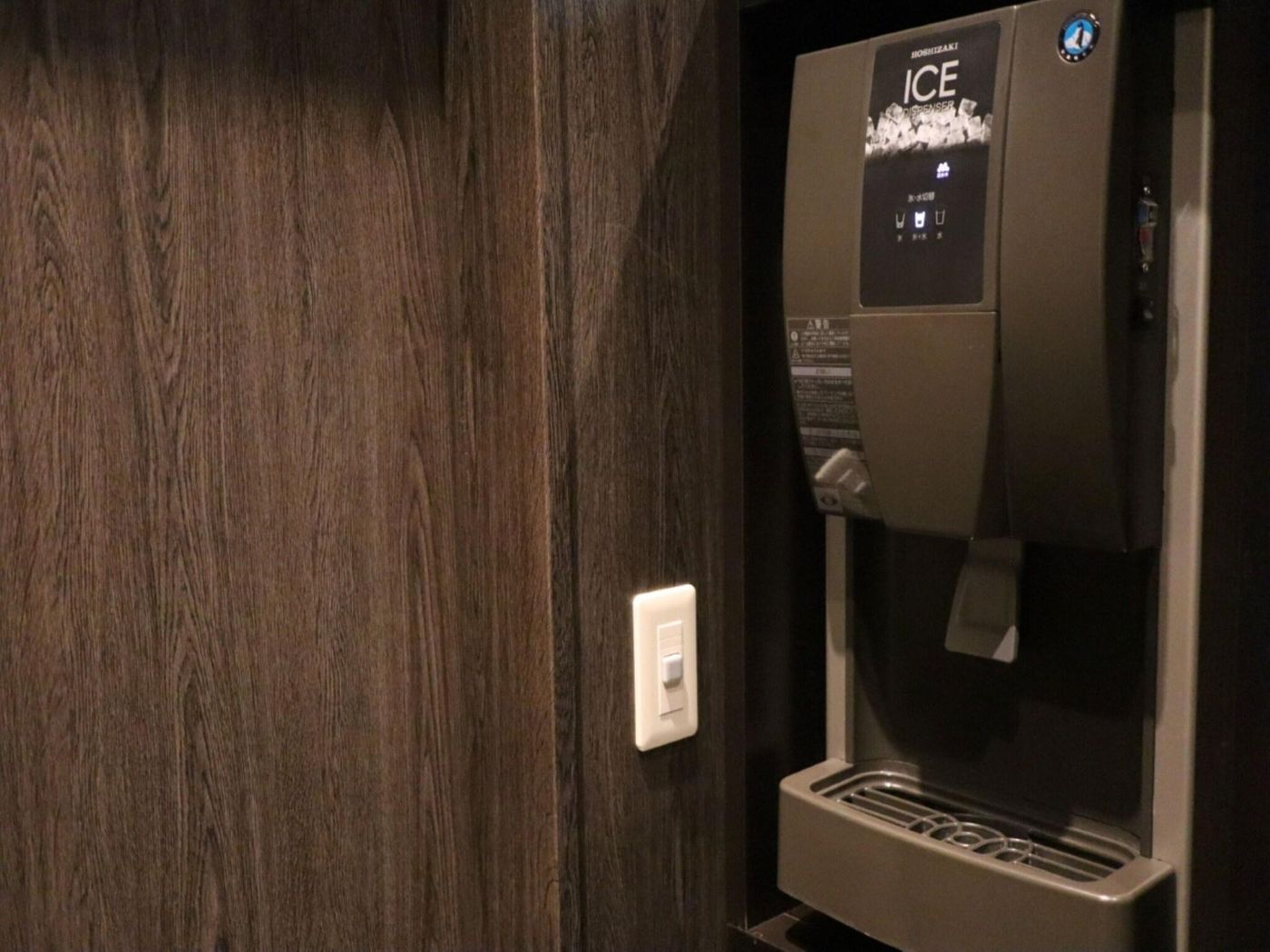 Apa Hotel Nihombashi Bakurocho Ekikita-Japan-Tokyo-General view-9