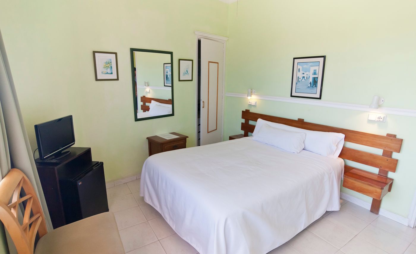 Cala-Bona---Mar-Blava-Room-15