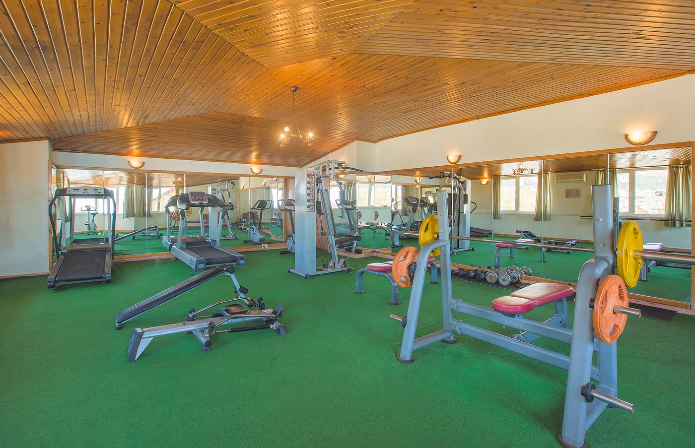 Kleopatra-Beach-Hotel-Sports-and-Entertainment-32