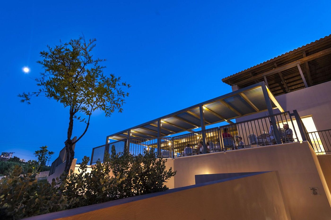 Santa-Marina-Beach-hotel-Restaurant-16