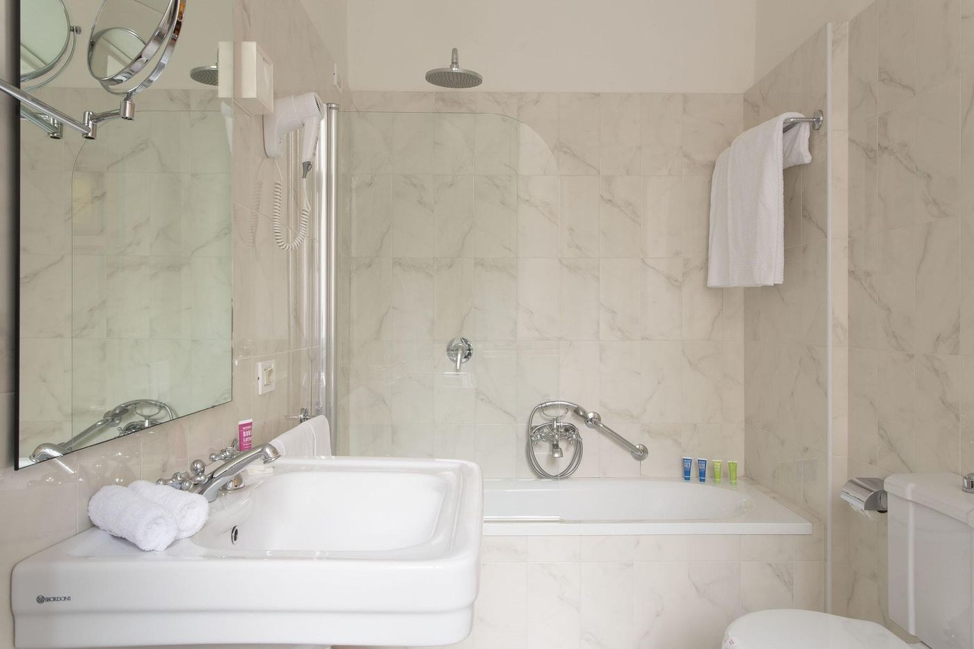 Hotel-Quirinale-Room-48