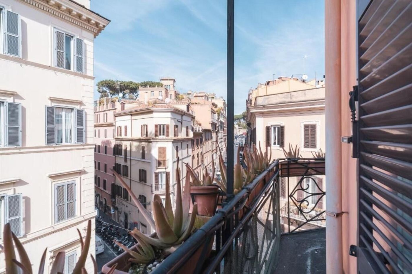 Golden-Rooms-Terrace-18