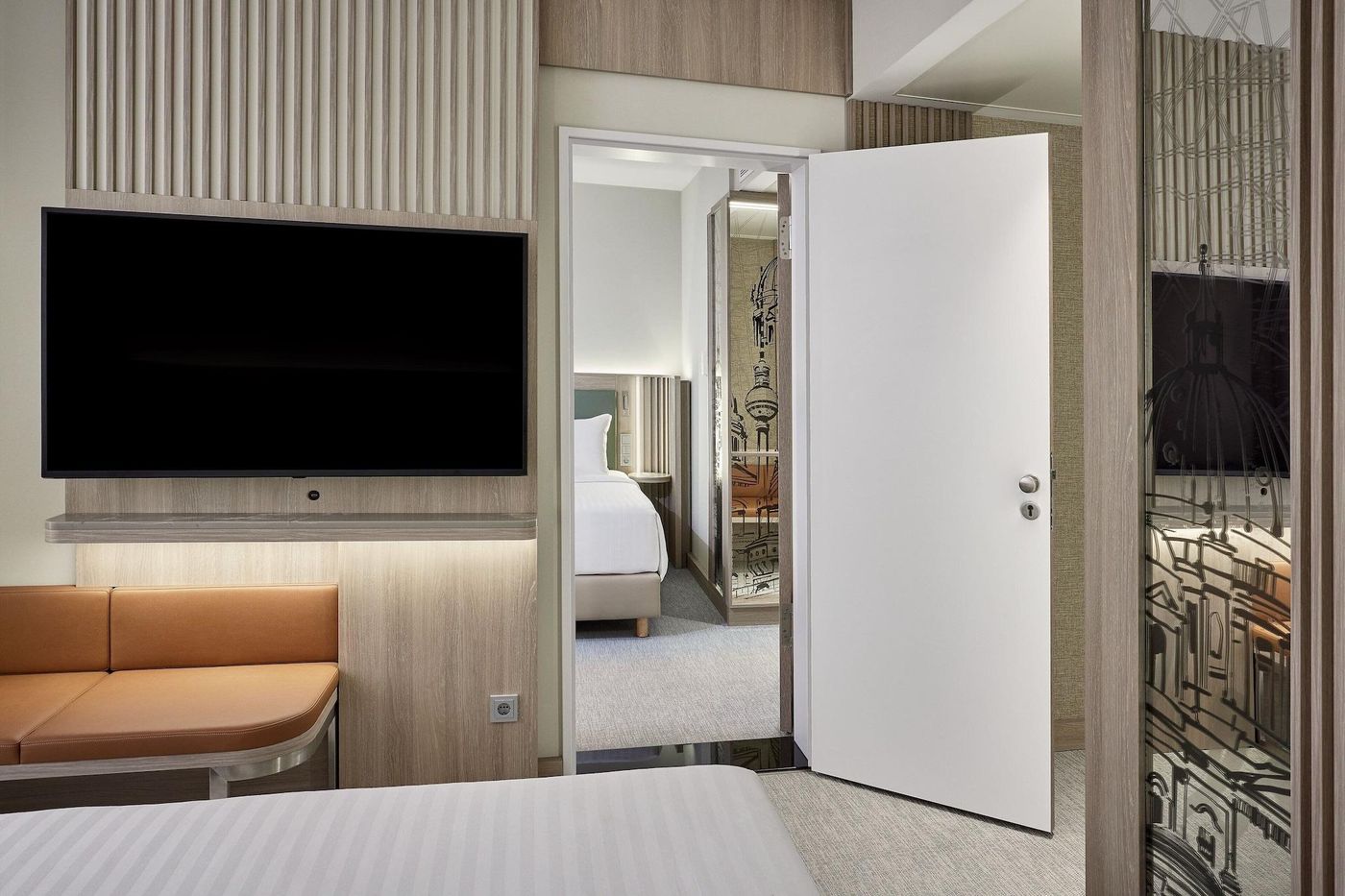 Courtyard-Berlin-City-Center-Room-34