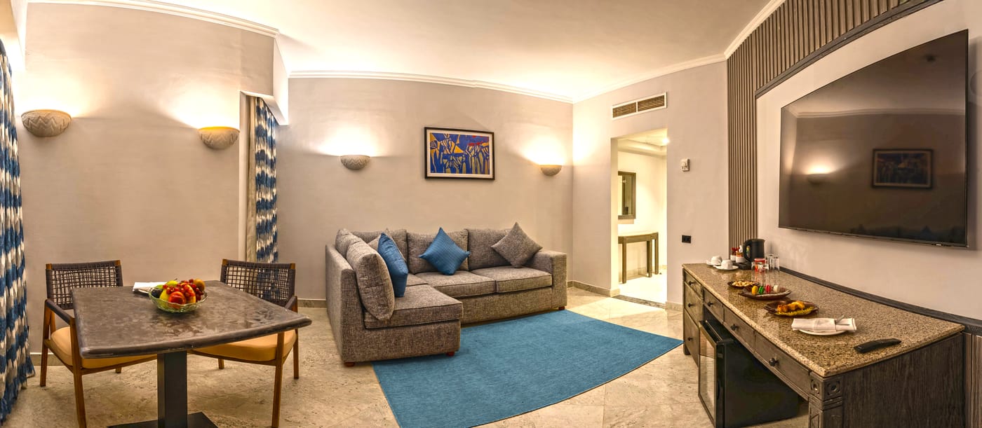 Invidia Coral Beach Tiran 28.10